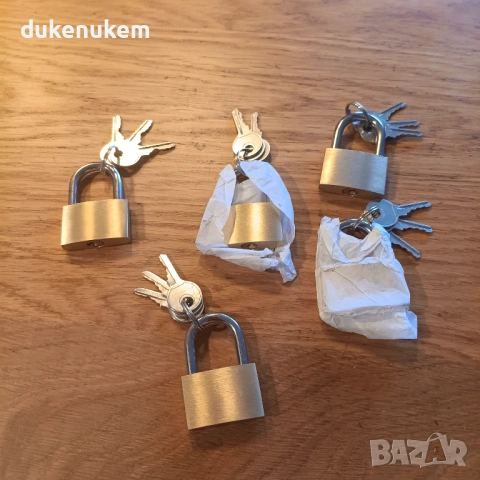 5 броя Катинари 30 мм, месинг + ключове, снимка 8 - Други стоки за дома - 53244249