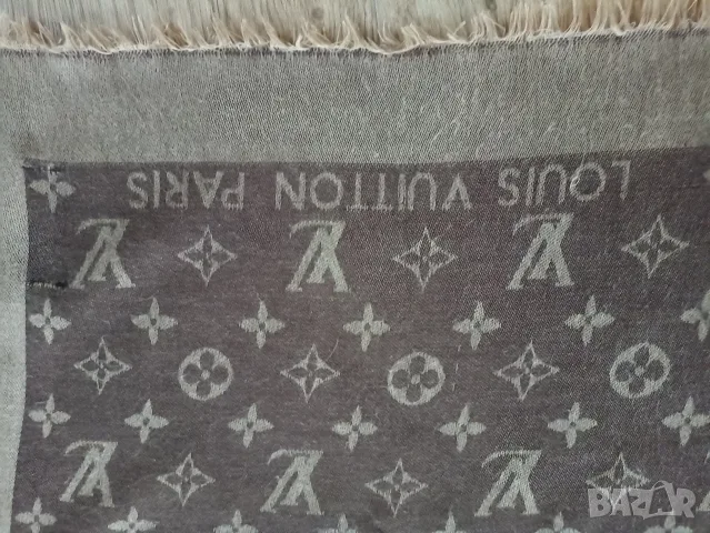 Дамски шал Louis Vuitton, снимка 3 - Шалове - 56045813