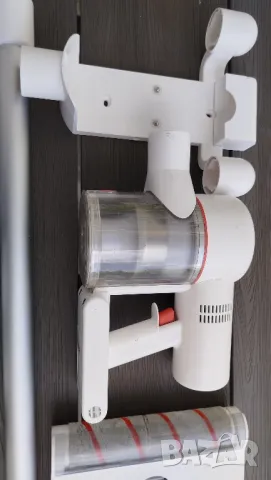 Вертикална прахосмукачка Dreame V9, 25.2 V, 0.5 л, App Control, 4 In 1, снимка 6 - Прахосмукачки - 50153058