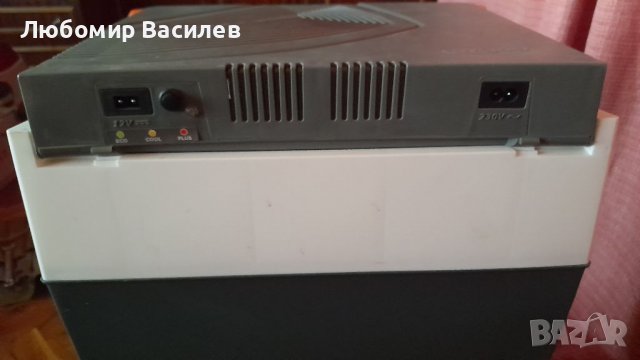 Хладилник за кола 12в, 220в, снимка 2 - Хладилници - 40191370