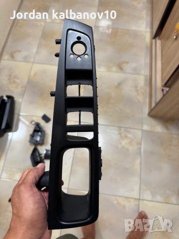 Вътрешна част на дръжката на предна лява врата на Ауди Audi A8 D4 4H само за 50Eur. 4H1959517