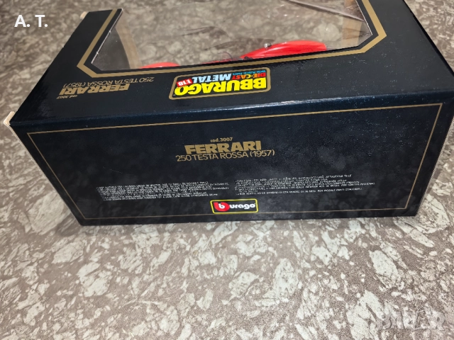 Ferrari 250 Testa Rossa (1957) Bburago 1/18, снимка 3 - Колекции - 52432094