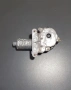 Мотор за стъкло предна дясна врата за Mercedes W638 Vito (1999-2002) 0130821666, снимка 1