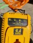 Зарядно устройство DeWALT DE9135, снимка 4