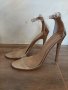 Елегантни златисти сандали с висок ток Glamorous, снимка 1