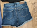Лот от ново клинче С размер,къса блузка и къси дънки С размер , снимка 3