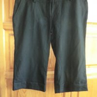 Черни панталони до коляното, снимка 1 - Къси панталони и бермуди - 36848669