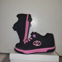 Обувки с колелца HEELYS X2, снимка 1 - Детски обувки - 40693452
