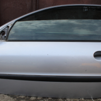 Предна сива лява врата Пежо 206 1.4 75кс 2врати 03г Peugeot 206 1.4 75hp 2003, снимка 1 - Части - 44746073
