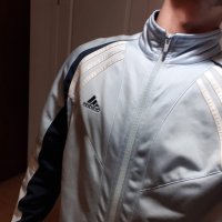 Оригинална горница Adidas, снимка 1 - Спортни дрехи, екипи - 31765375