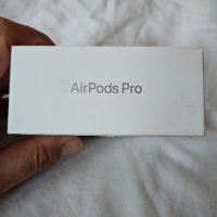 Слушалки Apple Airpods Pro (2nd Generation) Калъф MagSafe (USB-C) - 2023, снимка 3 - Слушалки, hands-free - 44242944