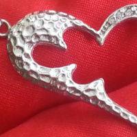 сребърен медальон сърце с циркони , снимка 2 - Колиета, медальони, синджири - 17306962
