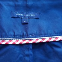 Тъмно синя спортна пола на Tommy Hilfiger, снимка 5 - Поли - 29720275