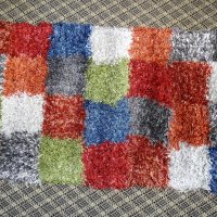 Малък шарен килим, снимка 3 - Килими - 40693937