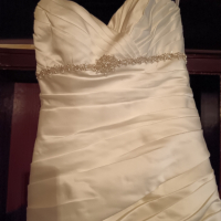 Продавам булчинска рокля, снимка 2 - Сватбени рокли - 44651477