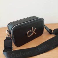 Черна чанта Calvin Klein код DS243, снимка 3 - Чанти - 36429149