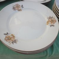 Български порцелан чинии,купи сосиера  37 части, снимка 8 - Чинии - 34882052