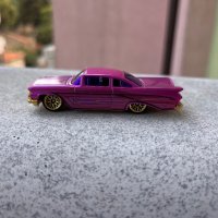 Hot wheels-Impala,нова, снимка 1 - Колекции - 42375258