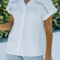 Дамска бяла риза с къс ръкав, принт на точки и бродерия, снимка 3 - Ризи - 44597550