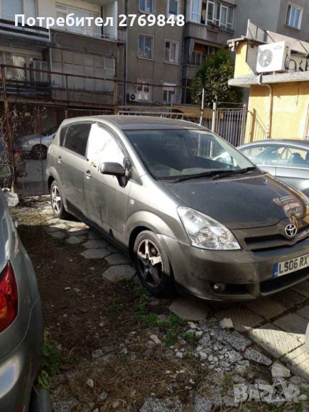 TOYOTA COROLA VERSO 2.2 D4D на ЧАСТИ corola verso, снимка 1