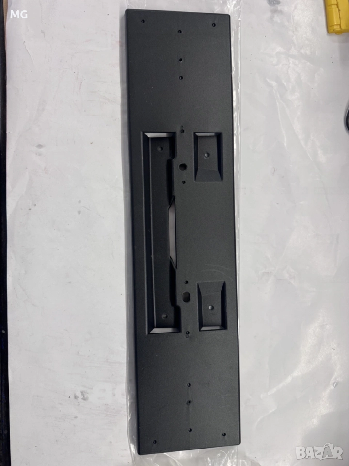Стойка основа за преден номер за Tesla Model Y Juniper, снимка 1