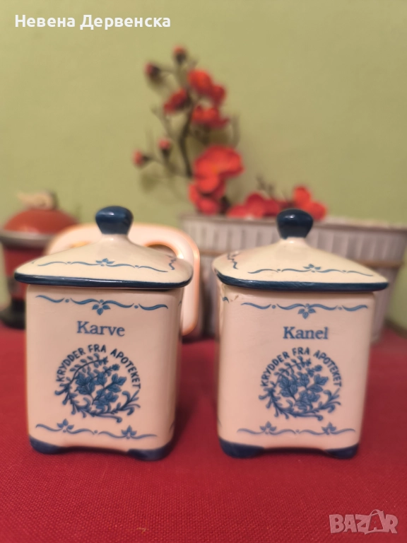 Бурканчета за подправки, снимка 1