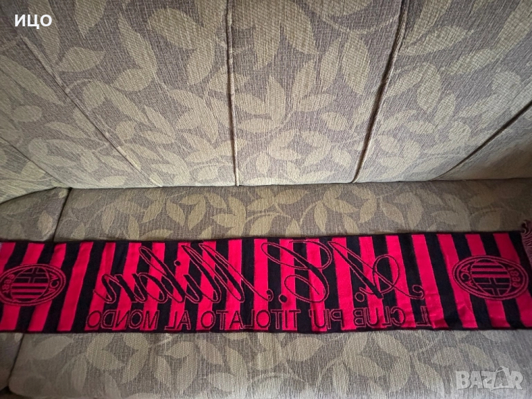 Футболен шал на  Ac Milan, снимка 1