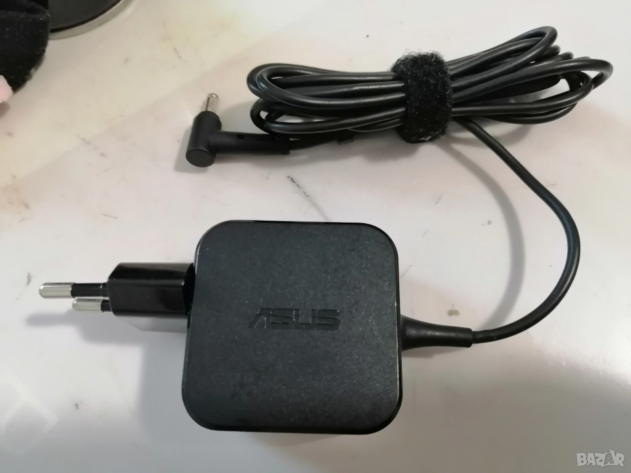 ASUS ADP 33W Зарядно за таблет /лаптоп, снимка 1