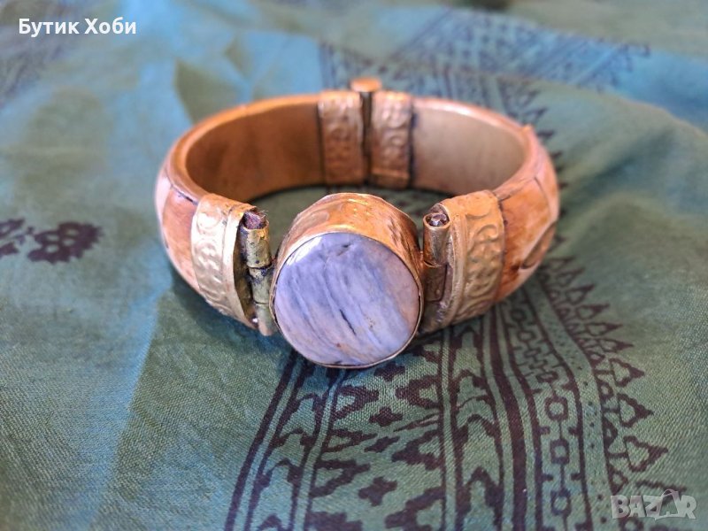 Стара масивна гривна от кост, снимка 1