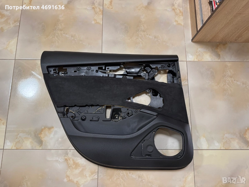 Вътрешна кора на задна лява врата на Ауди Audi A8 D4 4H само за 100лв. 4h0867317, снимка 1