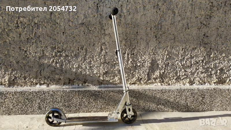 Сгъваема тротинетка с крачна спирачка, снимка 1