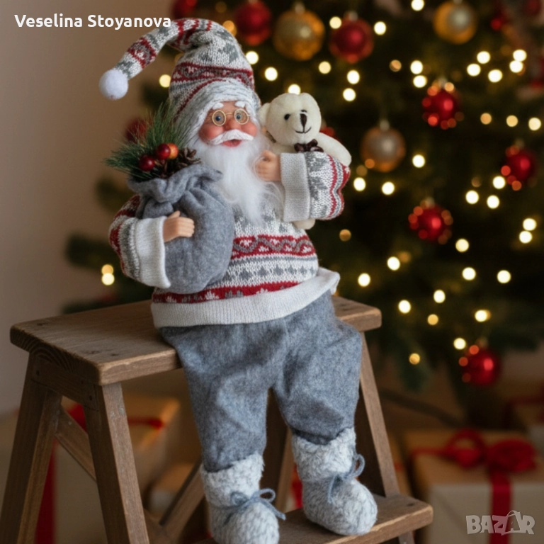 Голям Дядо Коледа с торба и мече - Атмосфера, уют и празничен стил, снимка 1