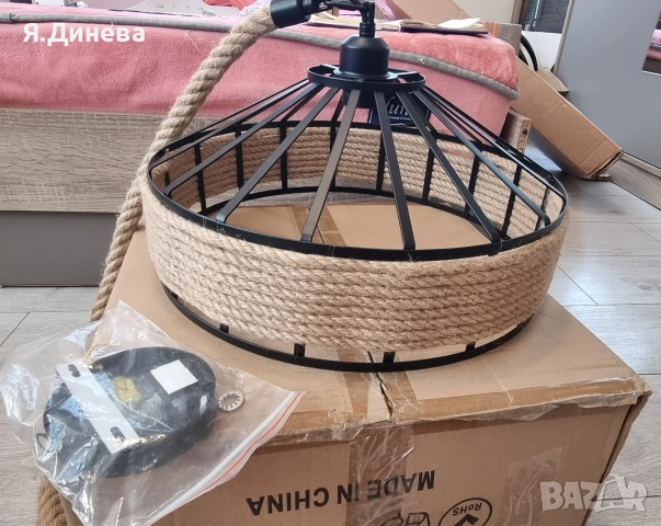 Винтидж полилей с метална рамка , снимка 3 - Лампи за таван - 52800644