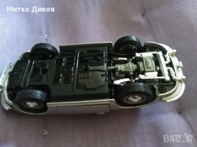 Porshe Burago Italy 356В 1961год. винтидж метална маркова количка Порше1х24мащаб, снимка 14 - Колекции - 47464753