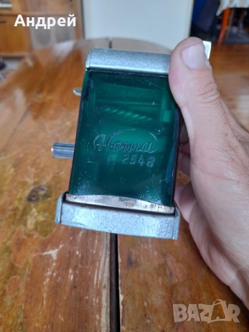 Стара острилка Hema, снимка 2 - Други ценни предмети - 51486793