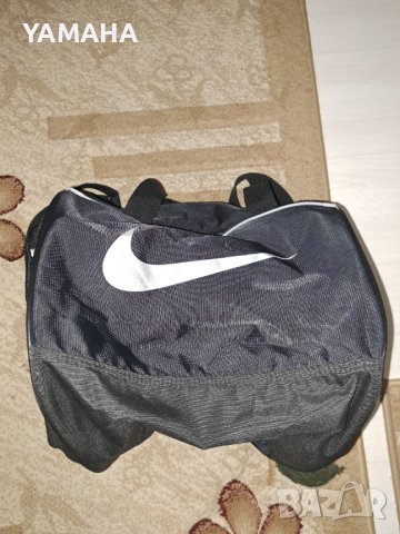 Nike  Багажен  Сак , снимка 1 - Сакове - 44269471