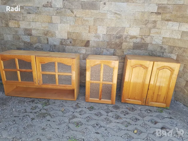 Кухненски горни шкафове, масивна иглолистна дървесина
