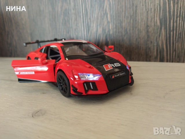 Метална количка AUDI R8 LMS !!!