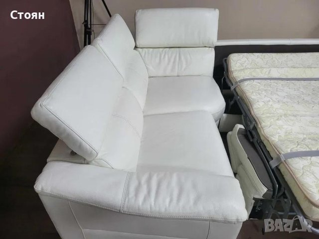 Бял ъглов кожен диван с функция сън "Clarence", снимка 8 - Дивани и мека мебел - 42486603