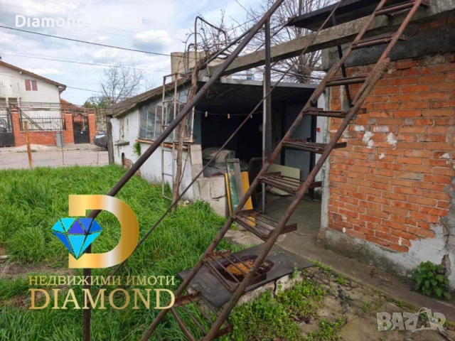 Къща с два гаража в град Гълъбово, снимка 6 - Къщи - 54135189