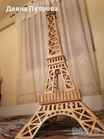 Макет Айфеловата кула. Дърворезба. 