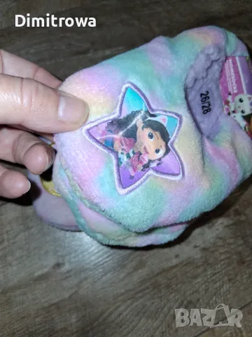 Намалена цена 12лв  н.26/28 Gabby's Dollhouse Домашни пантофи, снимка 3 - Детски пантофи - 49718351