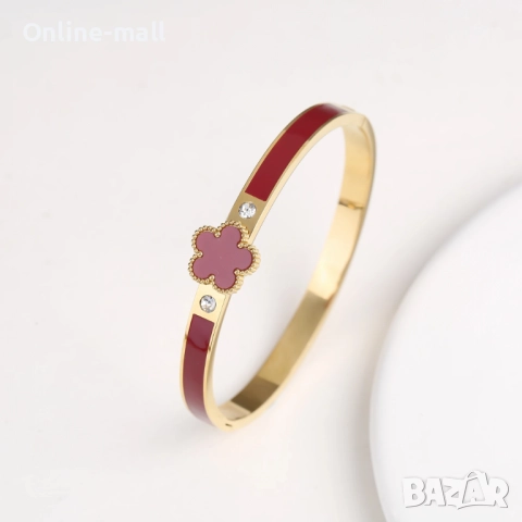 Луксозна дамска гривна с детелина и кристали Van Cleef, различни цветове, снимка 8 - Гривни - 52424654