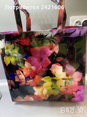 оригинална чанта Ted Baker гумена, снимка 4 - Чанти - 38041560