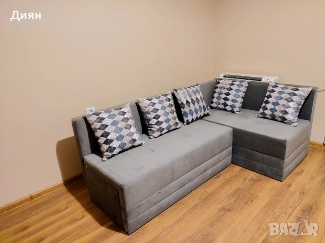 Разтегателен ъглов диван 