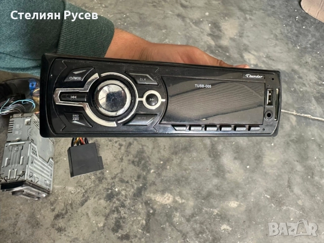 thunder tusb 05 usb CD / сд / sd плейър за автомобил -цена 27 лв смр+ -дисплея работи изпращам клип 