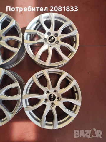Оригинални джанти Kia 18-ки, снимка 3 - Гуми и джанти - 54288276