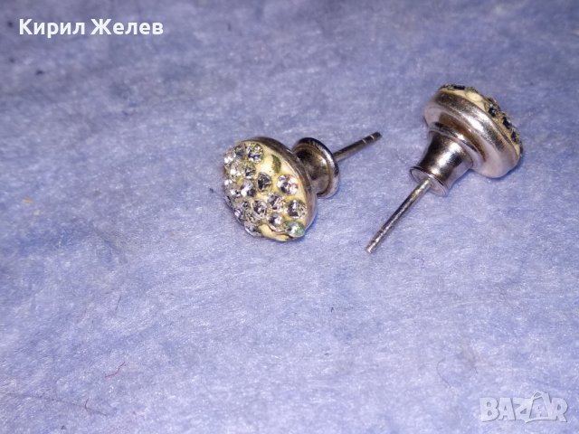 НЕЖНИ СРЕБЪРНИ ВИНТИДЖ АРТ ОБЕЦИ с БЯЛ ЕМАЙЛ и КРИСТАЛИ 30776, снимка 6 - Обеци - 40500276
