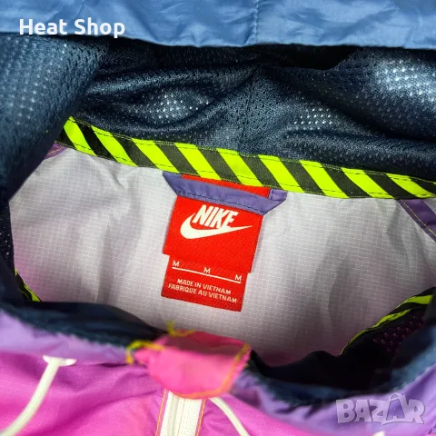 Унисекс яке Nike Windrunner Sunset Lightweight Jacket, снимка 2 - Якета - 56529438