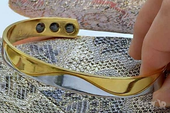 Изискана нано гривна с 9к бяло и жълто попълнено злато, снимка 2 - Гривни - 54111922